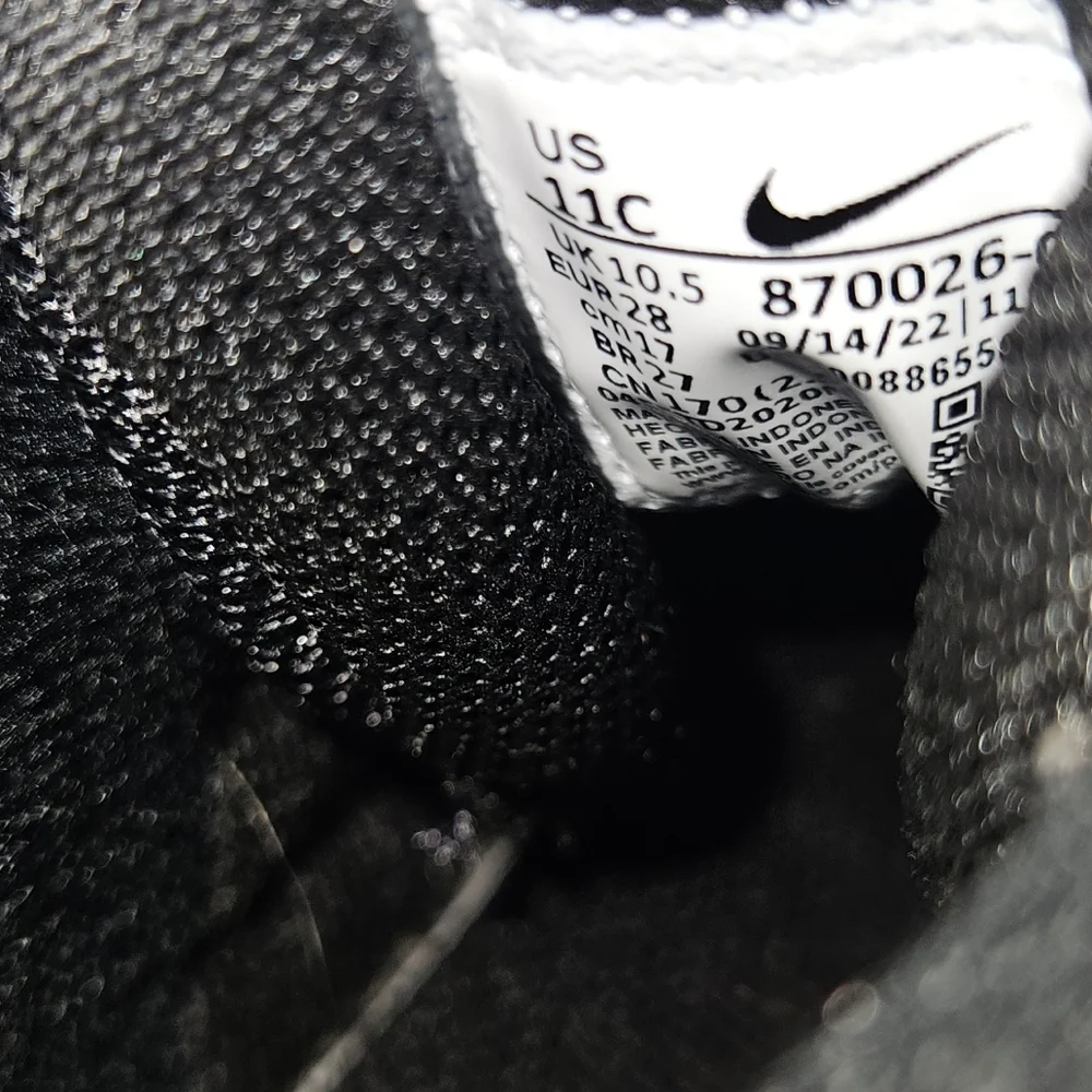 Nike Court All-Black High-Top Shoes - Picture 7 of 9